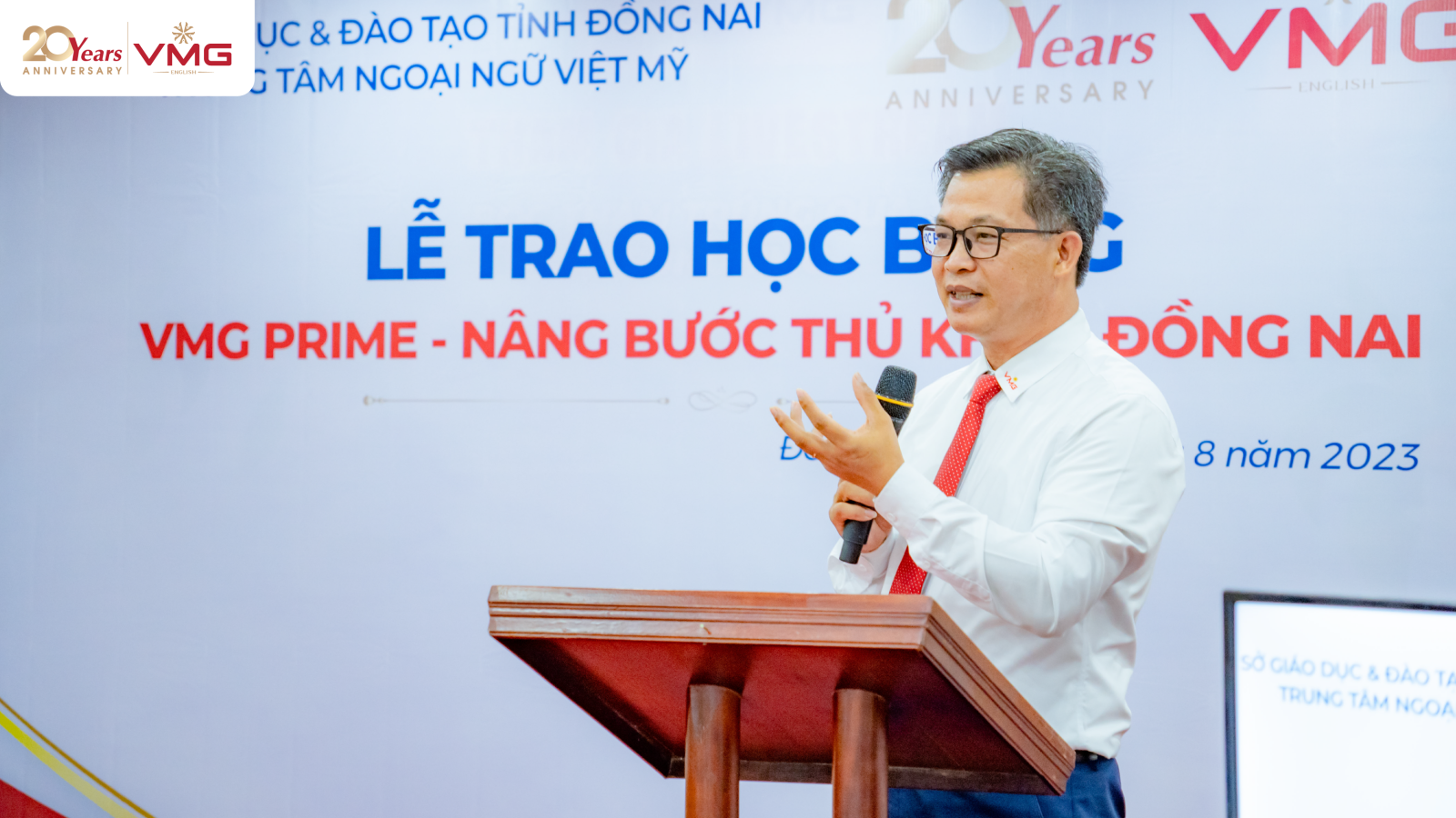 Ông Nguyễn Quốc Khánh - Chủ tịch kiêm Tổng Giám đốc Tập đoàn Giáo dục Việt Mỹ VMG phát biểu trong buổi lễ